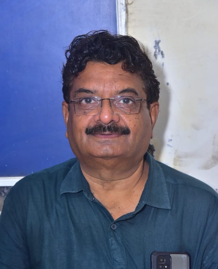 Dr. Khalid Ahmed